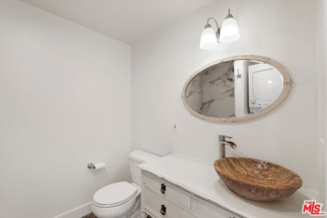 3156 W 74th Street, Los Angeles CA: https://media.crmls.org/mediaz/a3096448-6ae5-4ede-8dd1-5b958958dc3b.jpg