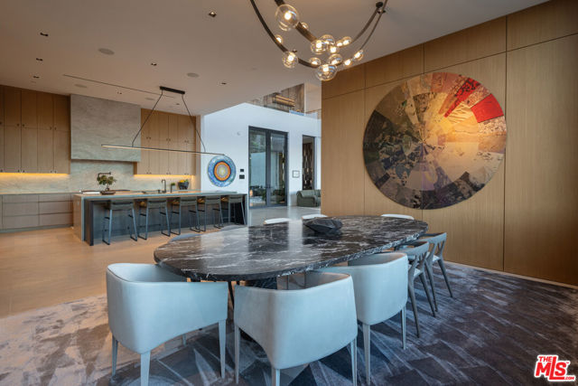 5 Bed Home for Sale in Los Angeles, California