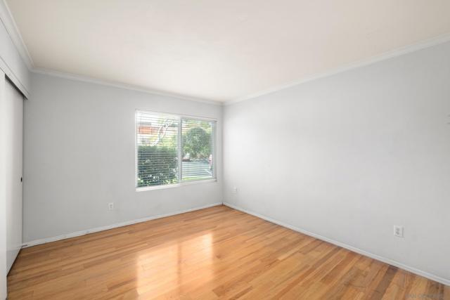 6544 College Grove Dr, San Diego CA: https://media.crmls.org/mediaz/a30b7446-8ca9-4949-bc82-d2ba329ba048.jpg