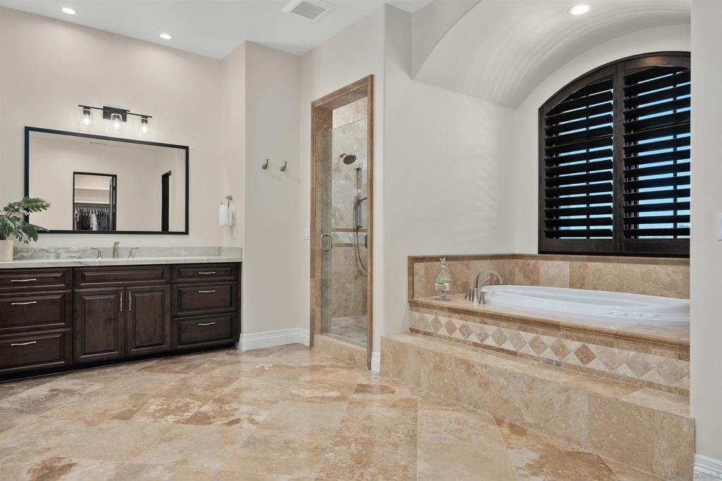 MLS #250037809SD image #47