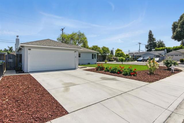 1723 Laine Avenue, Santa Clara CA: https://media.crmls.org/mediaz/a30cb576-babd-44b8-85cc-5ae8615fa6f2.jpg