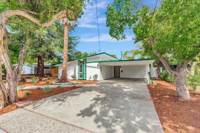 4225 Park Boulevard, Palo Alto CA: https://media.crmls.org/mediaz/a30d9bf8-d625-4255-81c2-bce6f7b0f28f.jpg