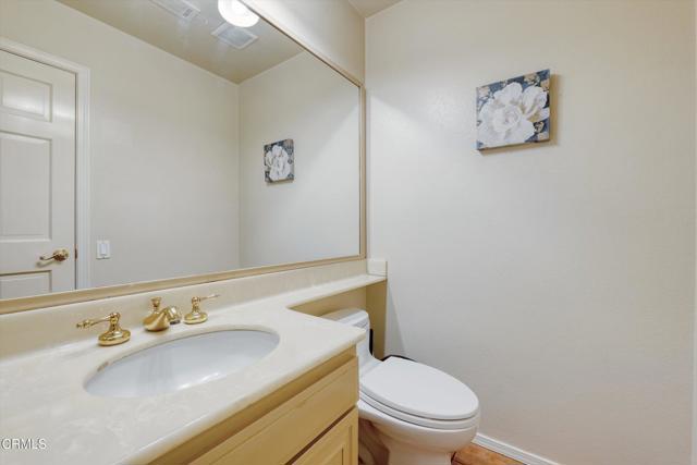 Detail Gallery Image 23 of 70 For 652 Stonebrook St, Simi Valley,  CA 93065 - 4 Beds | 2/1 Baths