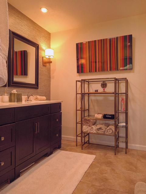 2200 E Acacia, Palm Springs CA: https://media.crmls.org/mediaz/a30dc46b-aa2f-4e67-bee6-ec3ab3107982.jpg