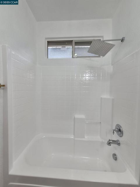 1870 Zurlo Way, Sacramento CA: https://media.crmls.org/mediaz/a30e0d1a-62e6-4cbc-9cec-6f65c74d0b00.jpg