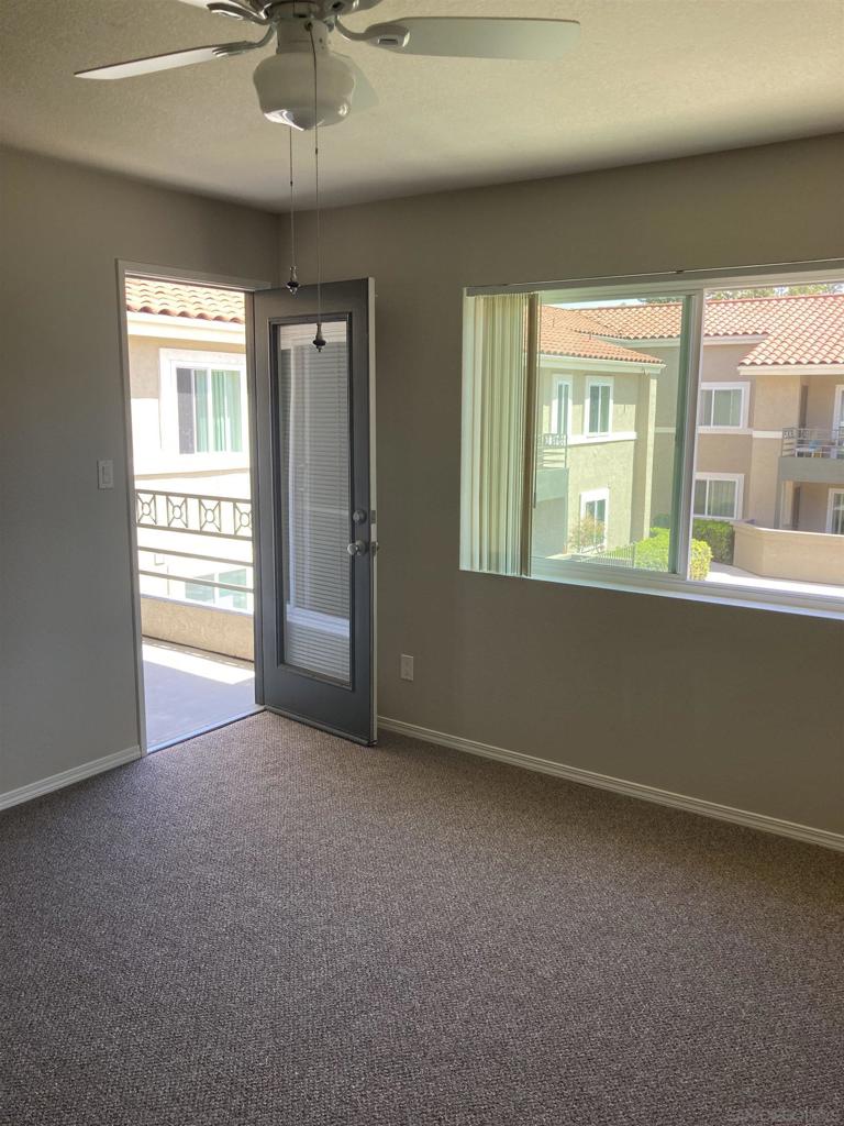 7405 Charmant Drive - photo 12