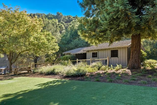 27464 Altamont Road, Los Altos Hills CA: https://media.crmls.org/mediaz/a310f157-91d5-4b94-9fe8-e6b6ae2a084d.jpg