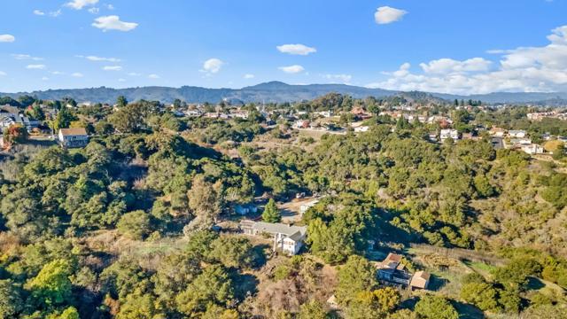 3900 Marsten Avenue, Belmont CA: https://media.crmls.org/mediaz/a311da15-9371-4be1-8ed6-2fb267ef2d66.jpg