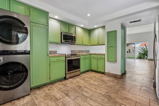 1683 Tam O Shanter Plaza, Palm Springs, CA 92264