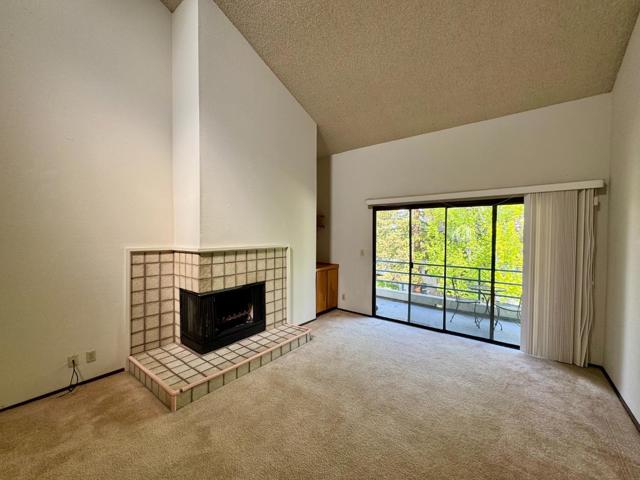 4685 Albany Circle, San Jose CA: https://media.crmls.org/mediaz/a3134449-c1e3-457f-9a86-a87722032587.jpg