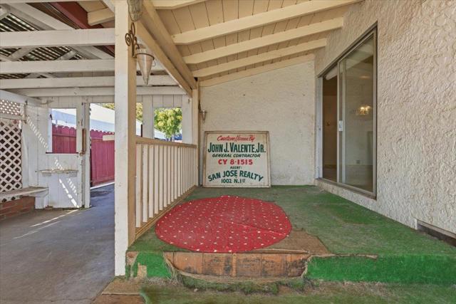 236 S Claremont Avenue, San Jose CA: https://media.crmls.org/mediaz/a313d1df-b330-486e-96df-b3aeb3ebed7c.jpg