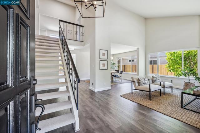 Image 4 of 59 For 2274 Dapplegray Lane