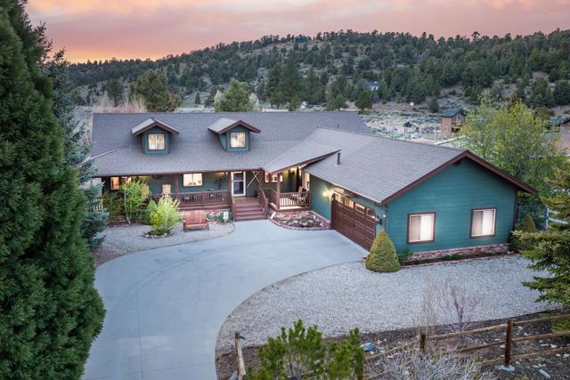 1188 Monte Vista Drive, Big Bear CA: https://media.crmls.org/mediaz/a3147329-40b8-4682-8e04-7491e9021b5c.jpg