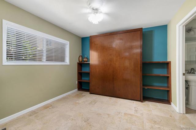 23606 Country Villa Rd, Ramona CA: https://media.crmls.org/mediaz/a3151ae2-7ac2-4071-8b0e-e7fbfcd147c4.jpg