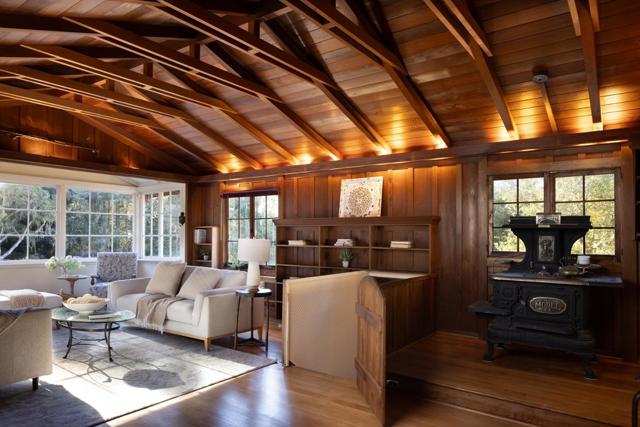 0 Crespi 2 NE of Flanders Way, Carmel CA: https://media.crmls.org/mediaz/a3165625-638e-4dbb-83b0-b43599926742.jpg