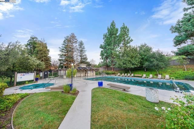 Image 27 of 31 For 2538 Yerba Hills Court