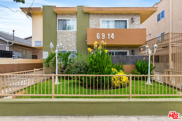 6914 Woodley Avenue, Van Nuys, California 91406, ,Multi-Family,For Sale,Woodley,24427605