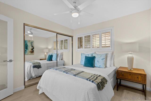 4007 Crown Point Drive, San Diego CA: https://media.crmls.org/mediaz/a31822ec-17a3-4f43-b9b0-f269e782626a.jpg