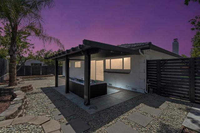 3516 Cuesta Drive, San Jose CA: https://media.crmls.org/mediaz/a31831be-f0c8-4bb5-85dd-d2dc8cb87d04.jpg