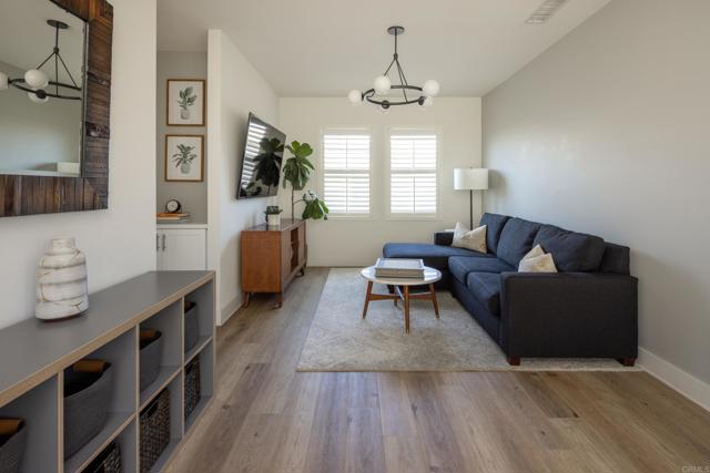 744 Adelaide Circle, Encinitas CA: https://media.crmls.org/mediaz/a3183f5b-b781-41f9-8d37-ab5419b829fc.jpg