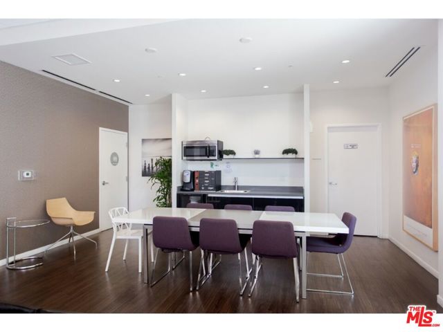 3460 W 7th Street, Los Angeles CA: https://media.crmls.org/mediaz/a318c2b1-3857-4ae2-b472-48908495f844.jpg
