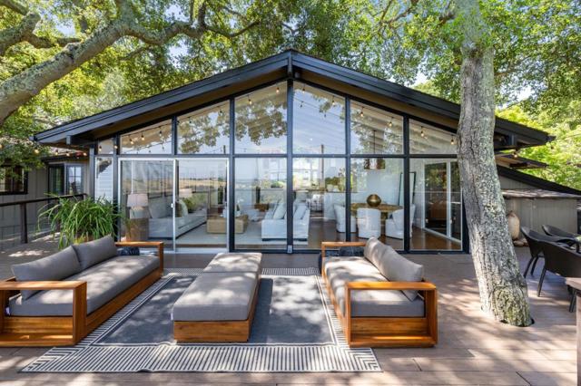138 Bolivar Lane, Portola Valley CA: https://media.crmls.org/mediaz/a318d289-5953-483b-8be2-b908e11b367d.jpg