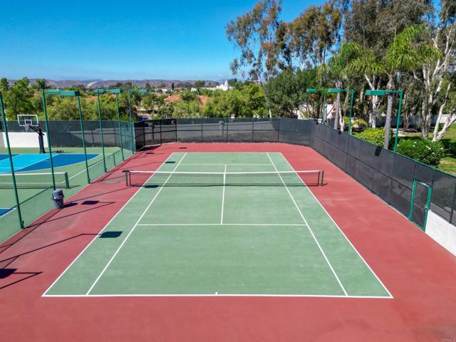 190 Bautista Court, Oceanside CA: https://media.crmls.org/mediaz/a31a3221-d813-4485-9b1a-a005e4c684b5.jpg