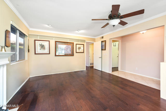1122 Canterford Circle, Westlake Village CA: https://media.crmls.org/mediaz/a31a4fd1-c8d3-4b09-b1c9-29c9e10ea972.jpg