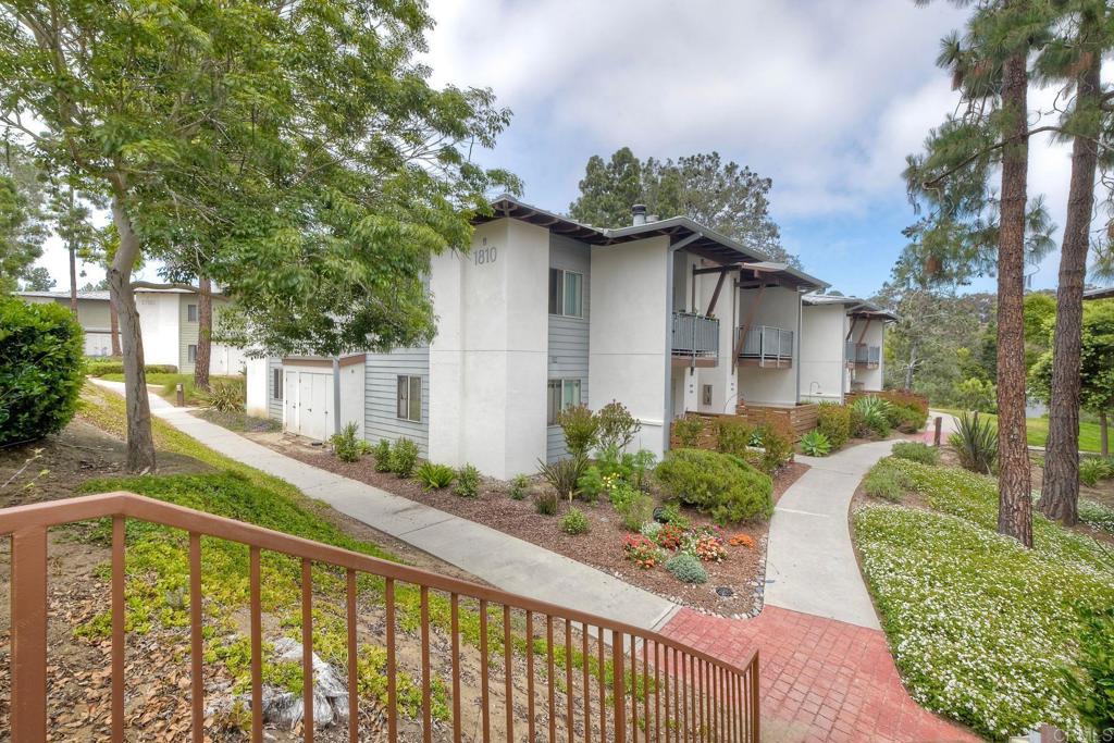 1810 El Camino Real - photo 17