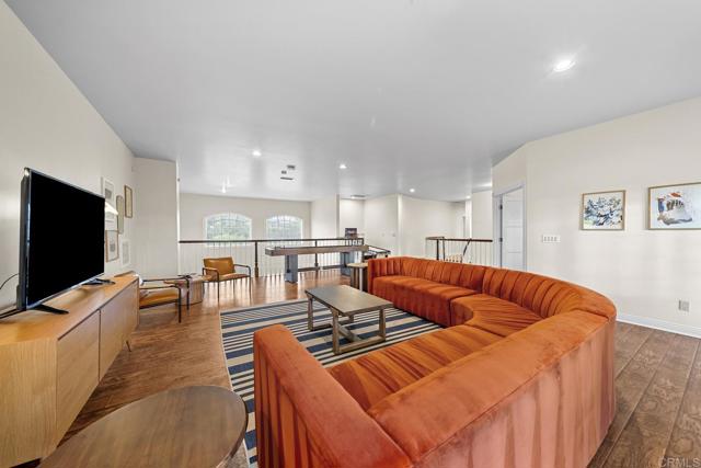 Image 8 of 75 For 39480 Norbro Court