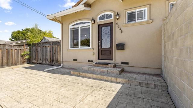 Image 73 of 94 For 12714 Lantana Avenue