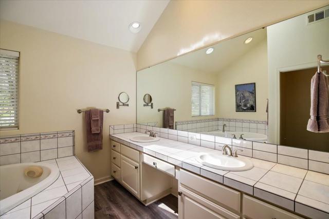 20944 Woodside Way, Groveland CA: https://media.crmls.org/mediaz/a31ba633-b5ed-46cc-b536-dd1e4d2651ff.jpg