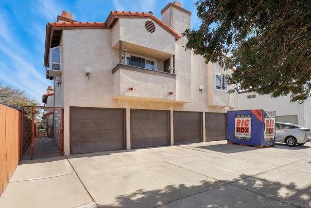 4752 Hawley Blvd, San Diego, California 92116, 2 Bedrooms Bedrooms, ,2 BathroomsBathrooms,Condominium,For Sale,Hawley Blvd,250016950SD