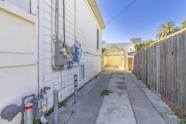 Image 20 of 26 For 9827 C St  