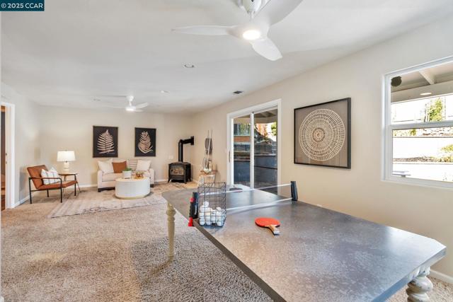 300 Saint Augustine Ct, Benicia CA: https://media.crmls.org/mediaz/a31c44f4-aaf6-4395-8b66-54250974eb13.jpg