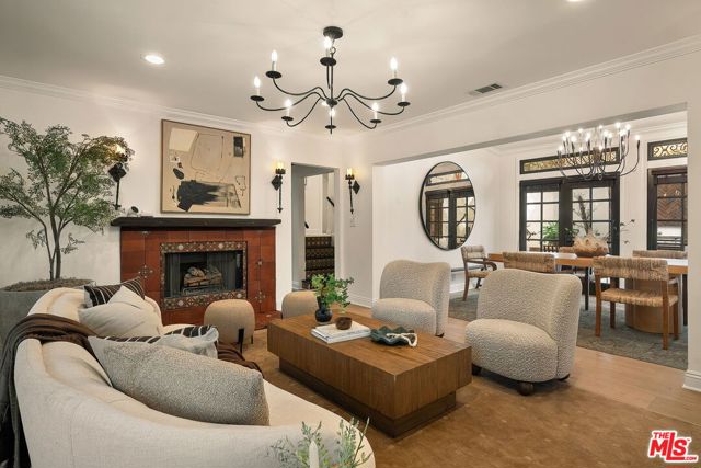 2501 Hermosita Drive photo 9