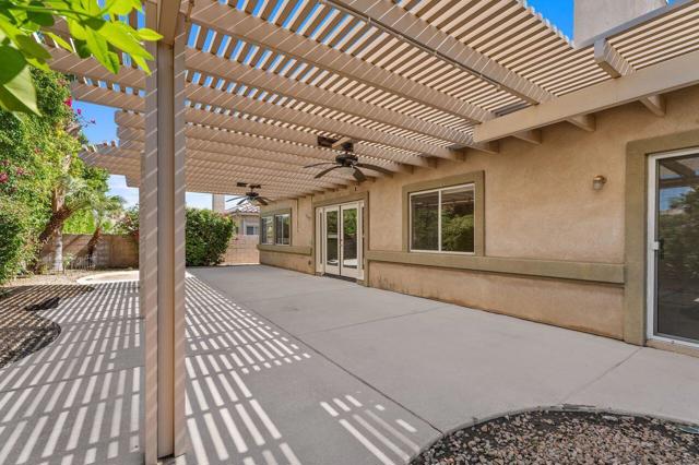 80222 Spanish Bay Drive, Indio CA: https://media.crmls.org/mediaz/a31cc469-445f-4cba-9735-04b1ae4cadbe.jpg