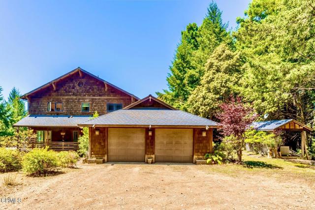 23901 Pacific Heights Drive, Westport CA: https://media.crmls.org/mediaz/a31d6f32-a523-4d02-993f-30579f2600ca.jpg