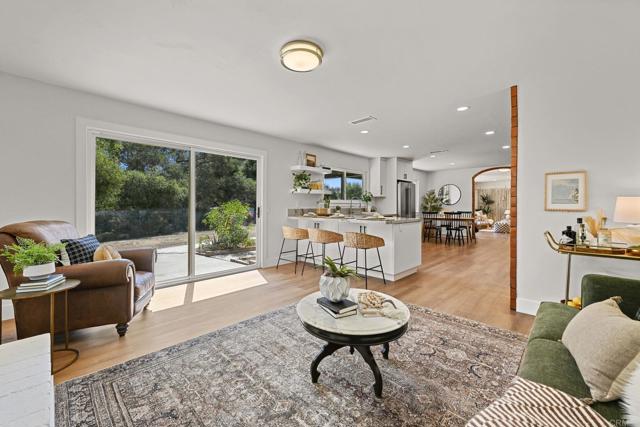 752 Quiet Place, Escondido CA: https://media.crmls.org/mediaz/a31d95e8-8f29-4715-9720-c7ecabff1d7d.jpg