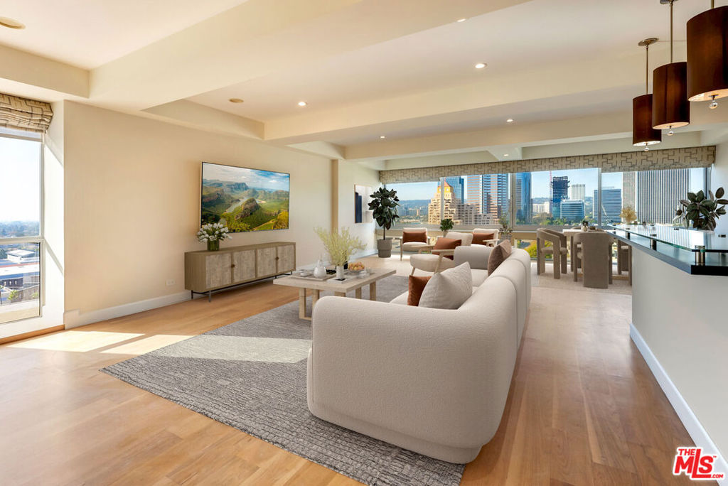 2220 Avenue Of The Stars #1601