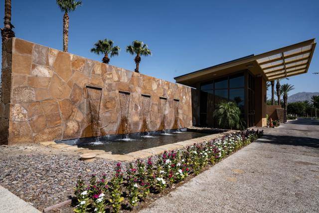 81943 Prism Drive, La Quinta CA: https://media.crmls.org/mediaz/a31eac07-b4cf-46dd-b68b-a07bbc9ee7b7.jpg