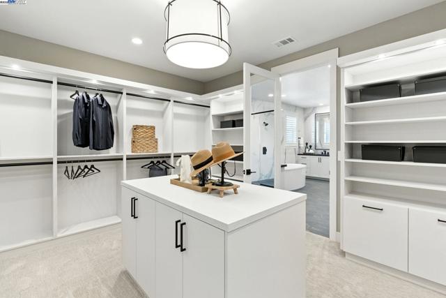 1725 SW Wren, Dublin CA: https://media.crmls.org/mediaz/a3212ae3-b109-40c6-ba78-919a00452856.jpg