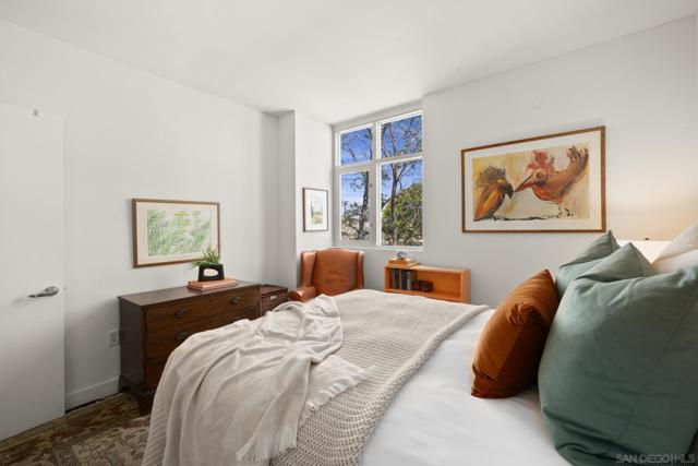 3812 Park Blvd, San Diego CA: https://media.crmls.org/mediaz/a3228547-be02-4f5a-bc31-be84b2d8e52a.jpg
