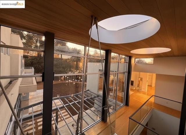 4000 Manzana Lane, Palo Alto CA: https://media.crmls.org/mediaz/a322e2de-6496-4f71-ab30-e8ce6a1b9251.jpg