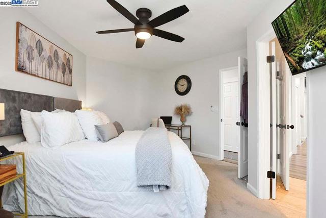 1864 Dune Point Way, Discovery Bay CA: https://media.crmls.org/mediaz/a323095e-a4b4-4900-b7e5-fdddb3378937.jpg