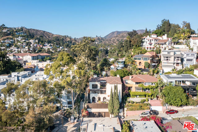 6686 Emmet Terrace, Los Angeles CA: https://media.crmls.org/mediaz/a3232d32-f51c-4e35-ada1-59ead6679f08.jpg