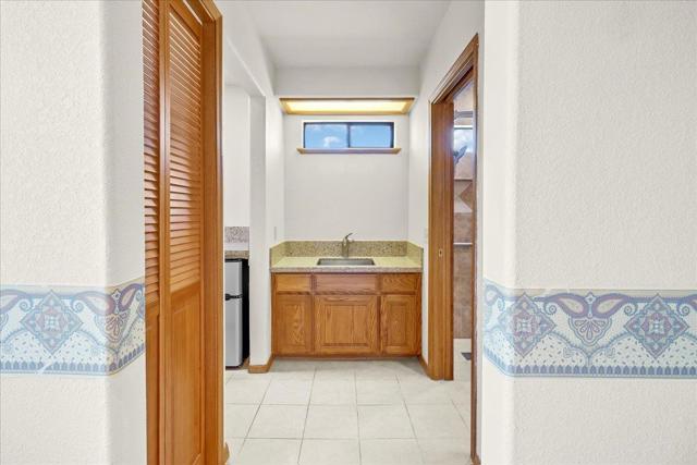 275 Nicholson Drive, Hollister CA: https://media.crmls.org/mediaz/a323d594-6fbd-463f-8ea7-1bb7005a029d.jpg