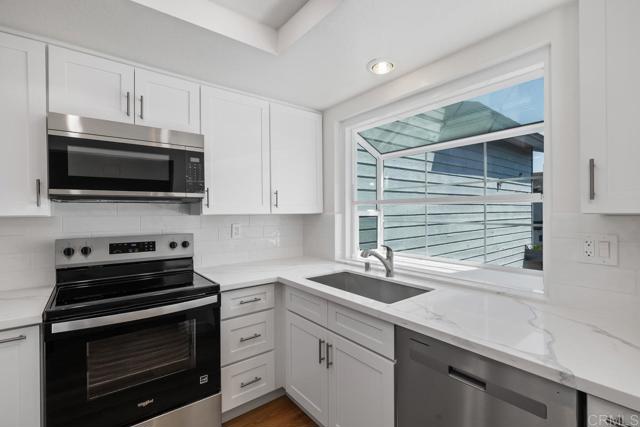 Front Image Thumbnail for CRNDP2507928