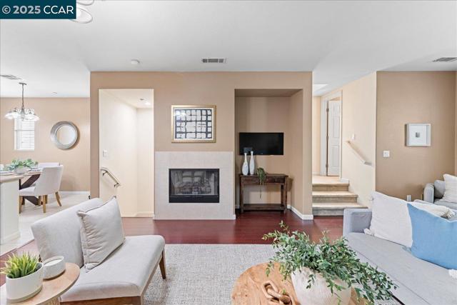 2201 Tsushima St, Hercules CA: https://media.crmls.org/mediaz/a3245f4f-2627-4d1c-b2be-ae09effb8071.jpg