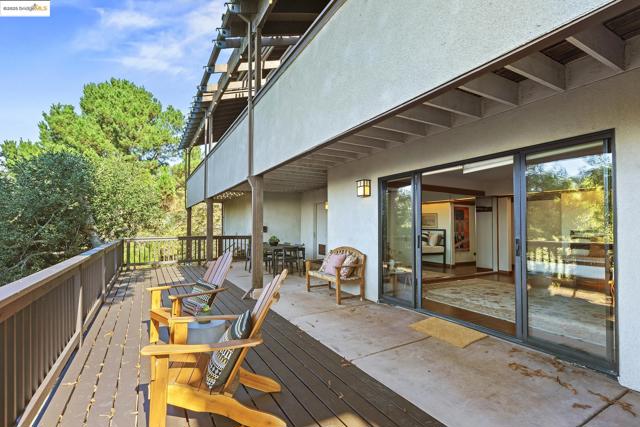 25 Dartmouth Dr, Berkeley CA: https://media.crmls.org/mediaz/a3247b2e-91ed-4bc4-b6d4-5071deaae6bf.jpg